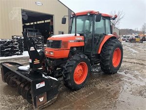 Kubota M9000, M900DT-M Tractor Workshop Service Repair Manual